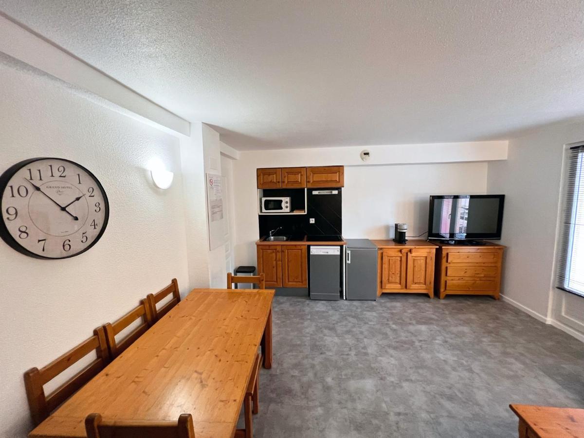 Vars, Appart Spacieux Renove 4 Couchages Dans Chalet ヴァール エクステリア 写真