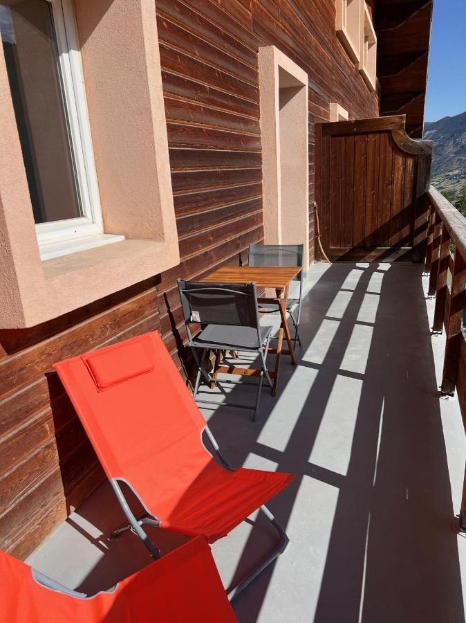 Vars, Appart Spacieux Renove 4 Couchages Dans Chalet ヴァール エクステリア 写真
